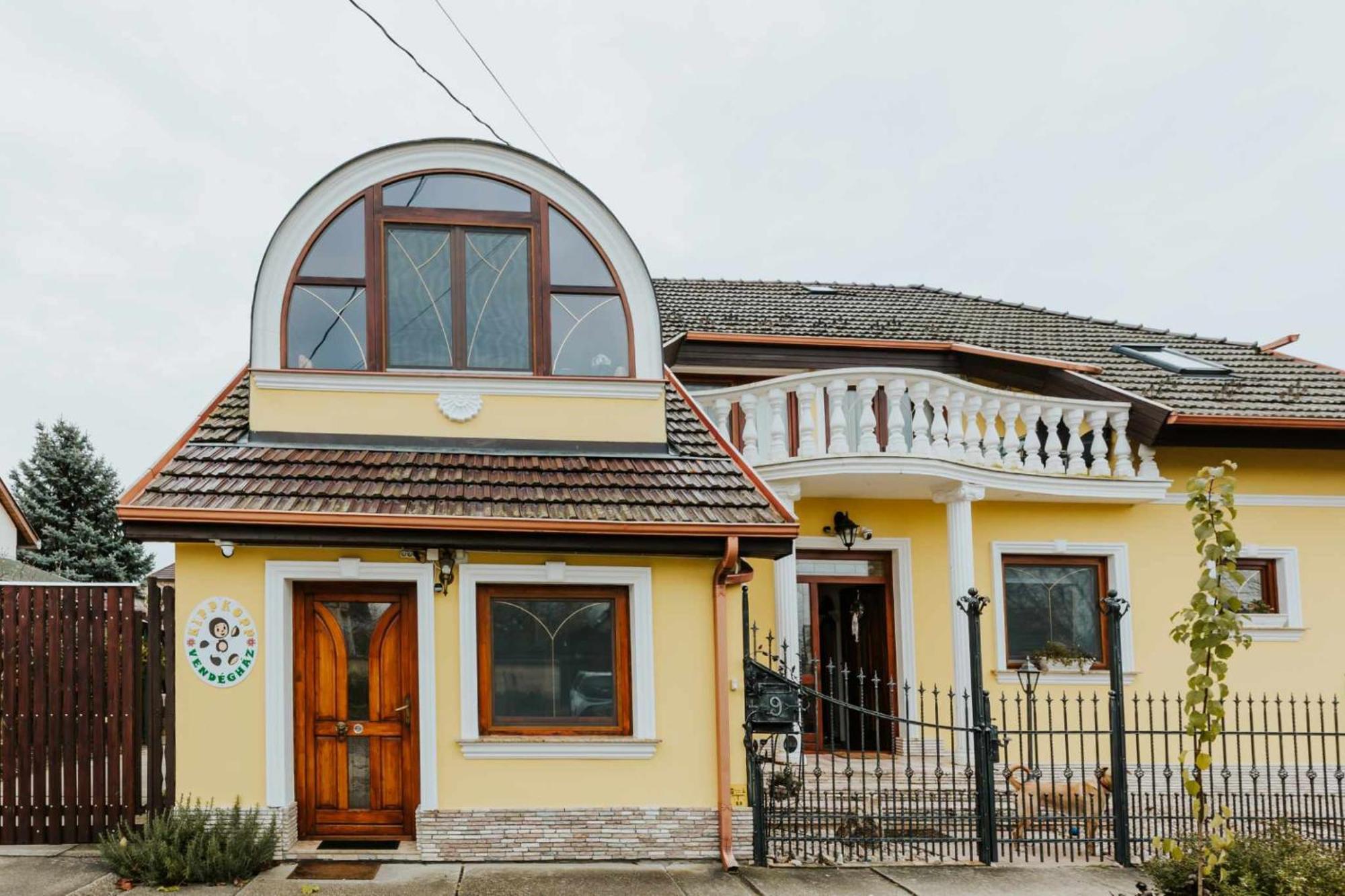 Kipp-Kopp Vendeghaz Appartement Szeged Buitenkant foto